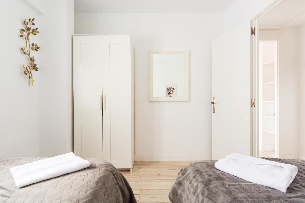 Apartamento Tenor Fleta Apartment Zaragoza Exterior foto
